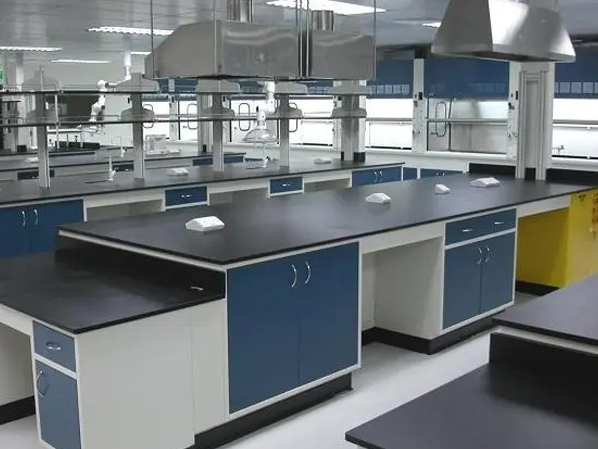 Classification of laboratory bench and selection method